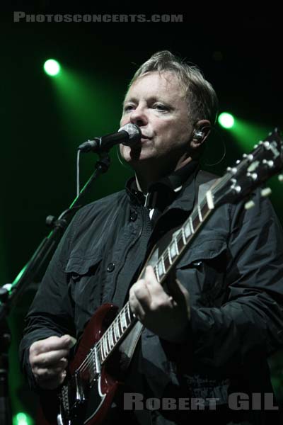 BAD LIEUTENANT - 2009-11-04 - PARIS - Olympia - 